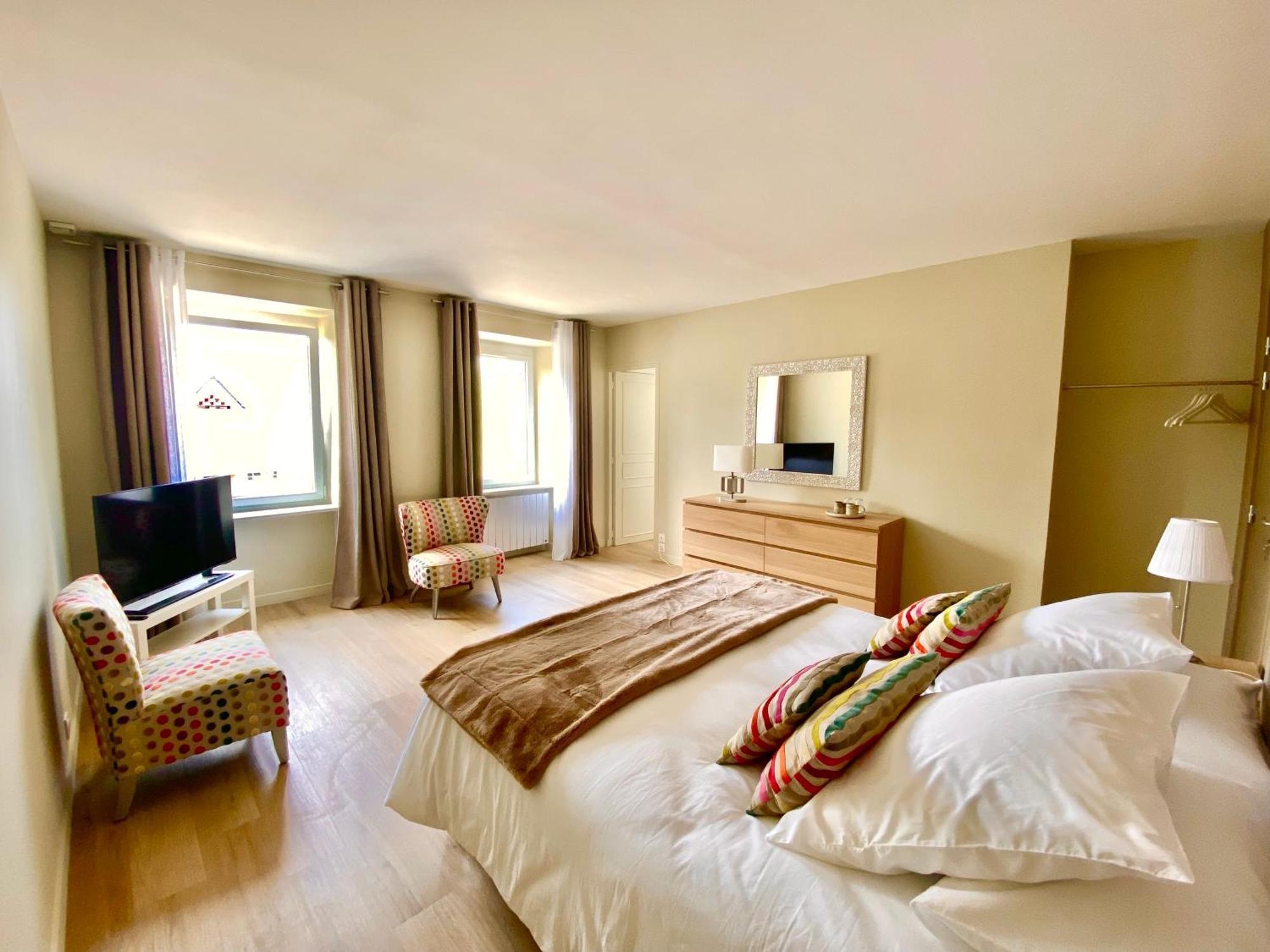 Chambres D'Hotes & Gites - Domaine Les Sources Portbail Exterior photo