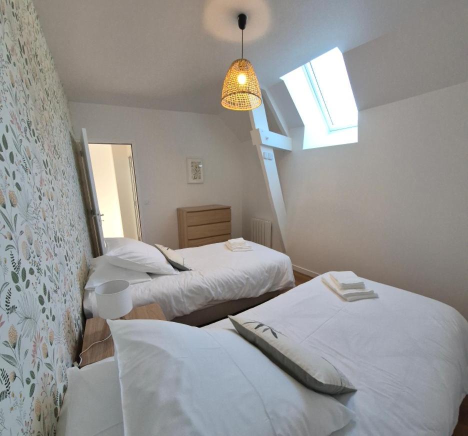 Chambres D'Hotes & Gites - Domaine Les Sources Portbail Exterior photo