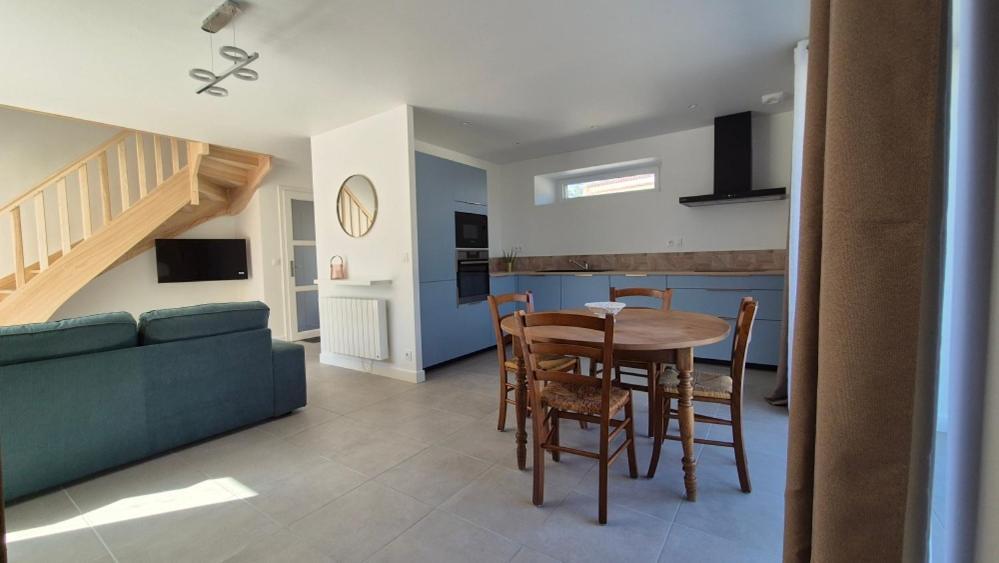 Chambres D'Hotes & Gites - Domaine Les Sources Portbail Exterior photo