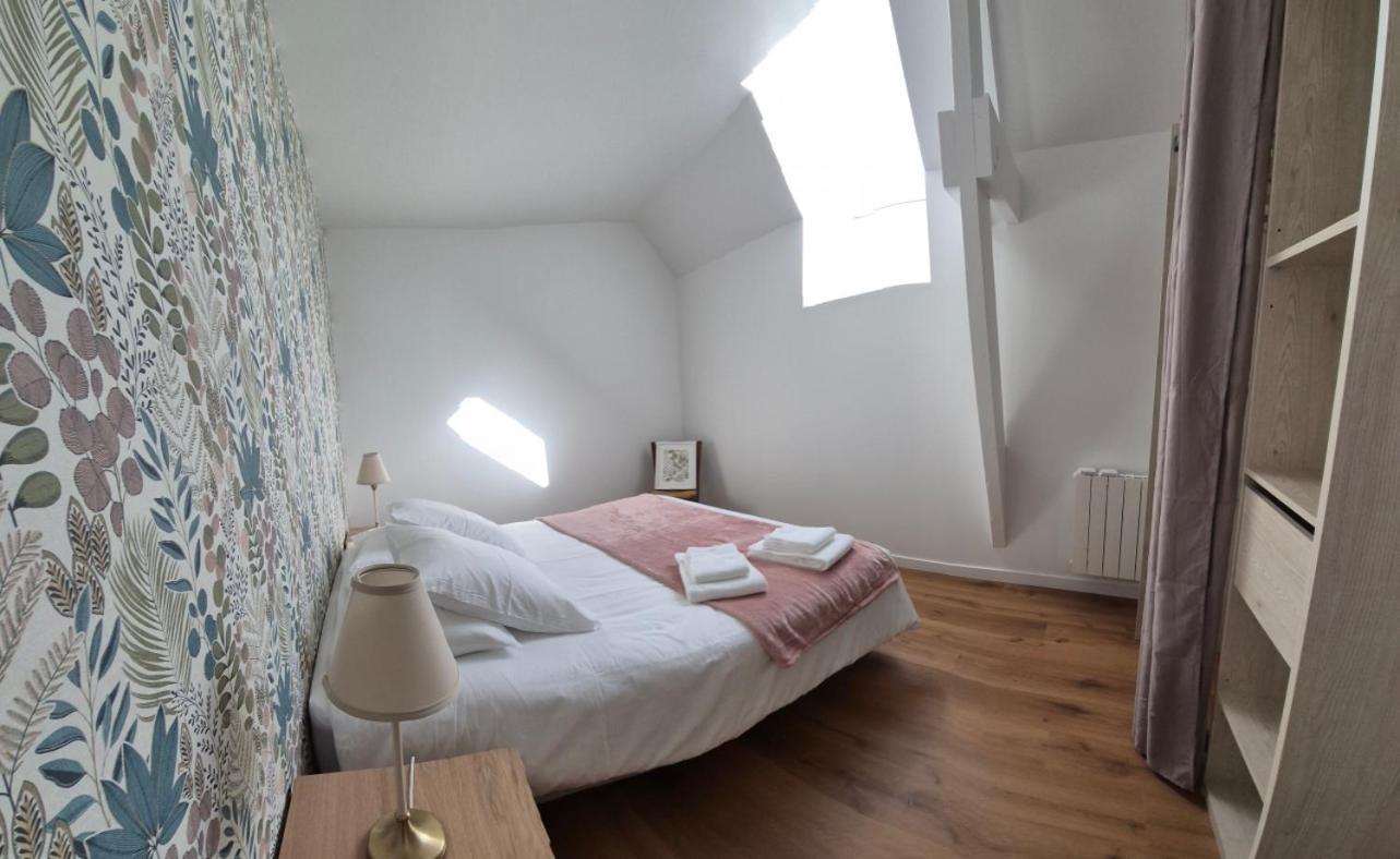 Chambres D'Hotes & Gites - Domaine Les Sources Portbail Exterior photo